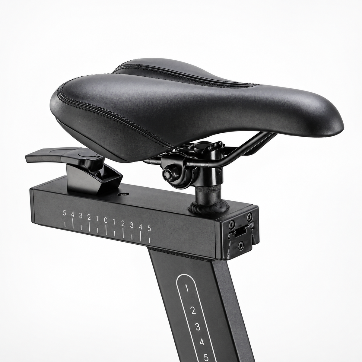 Sillín y ajuste horizontal de la bicicleta de spinning STAHL FIT GAMS